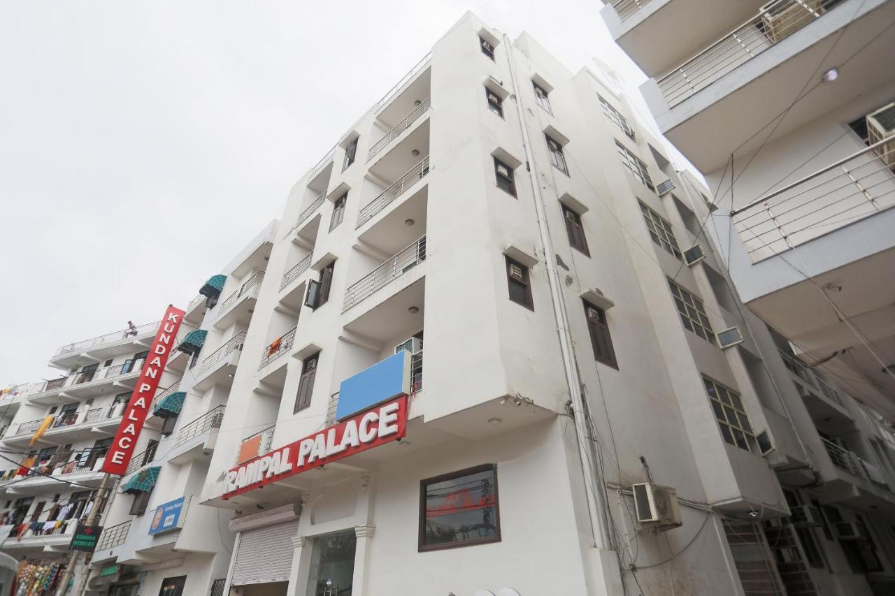 Hotel Rampal Palace Új-Delhi Kültér fotó