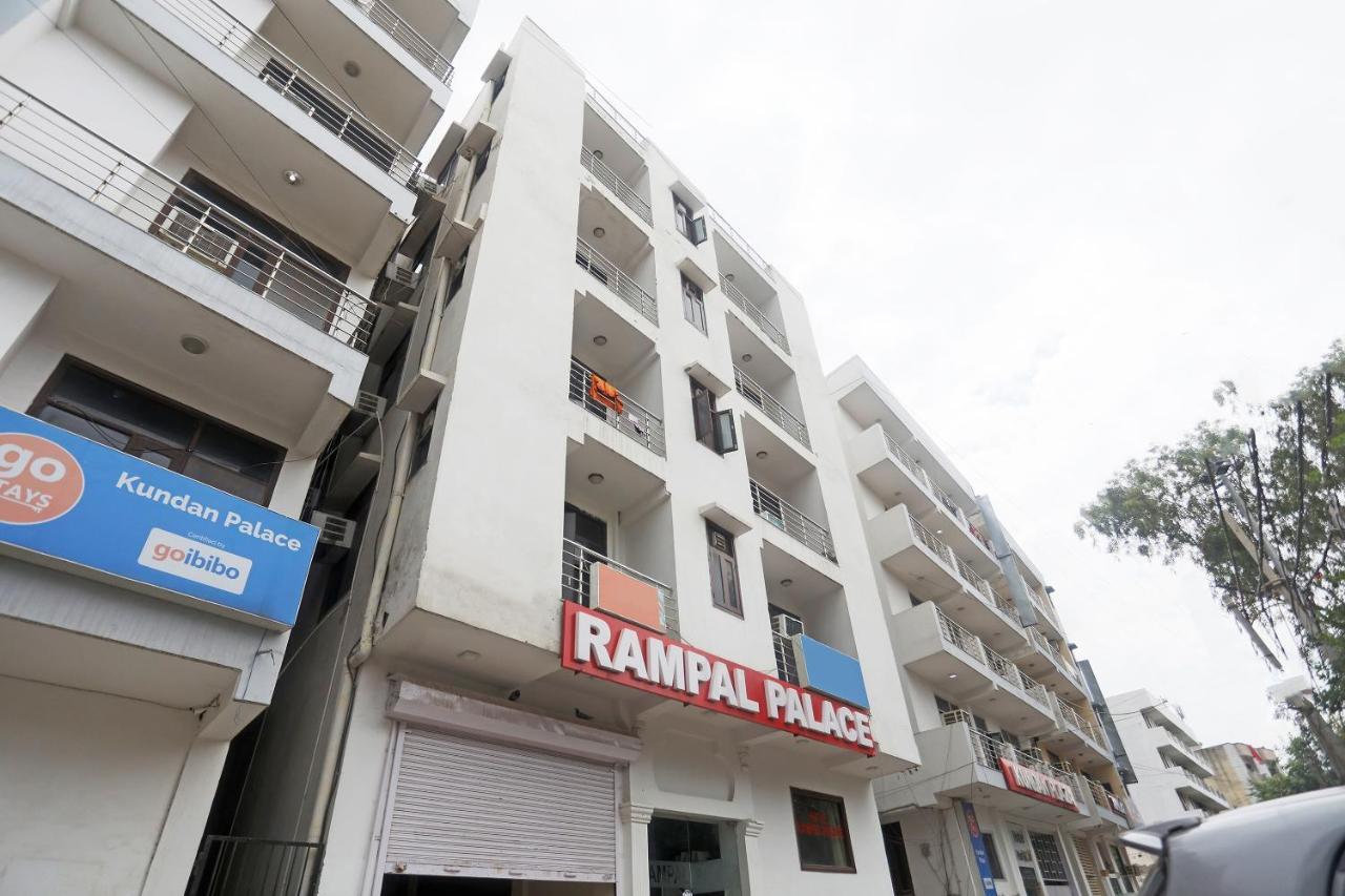Hotel Rampal Palace Új-Delhi Kültér fotó